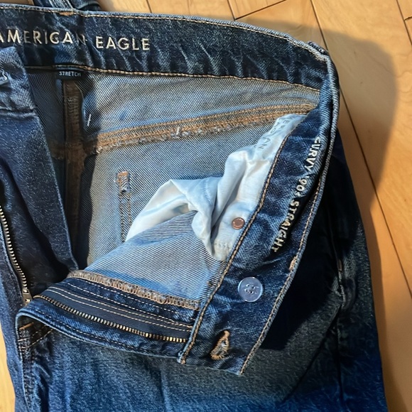 American Eagle Curvy 90s straight Size 10 Regular - Picture 4 of 5
